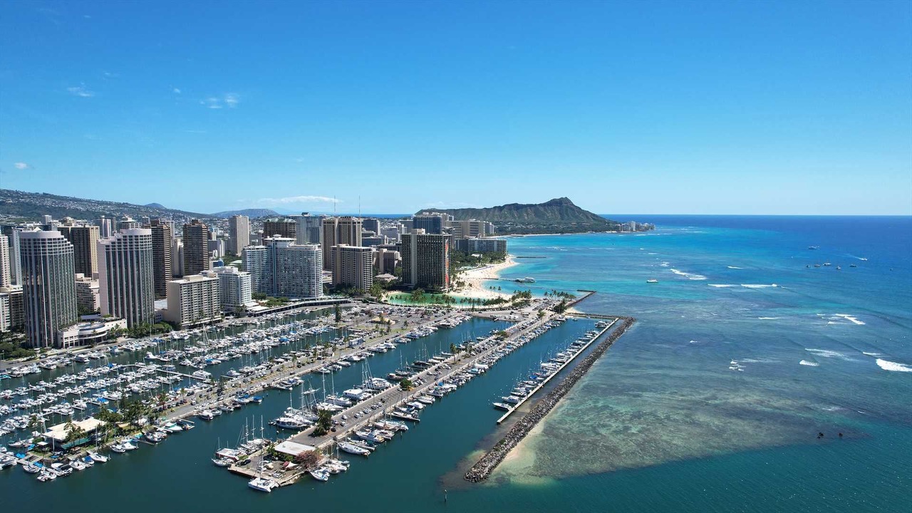 Photo of Others in Waikiki