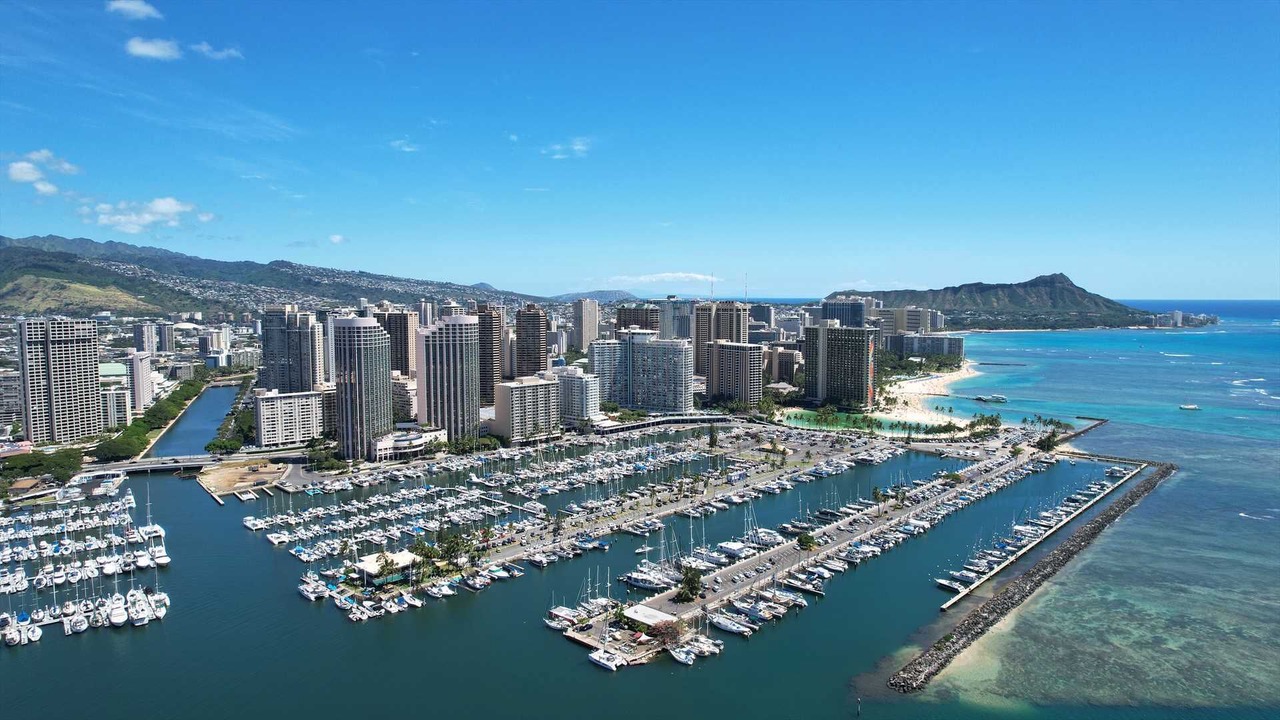 Photo of Others in Waikiki