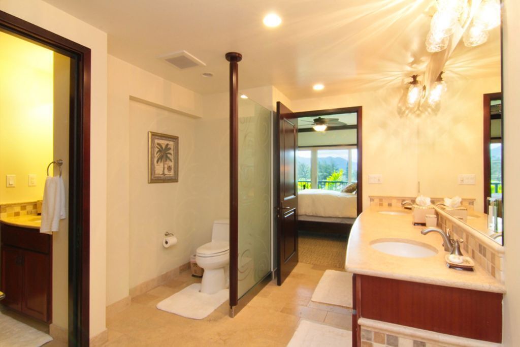 Photo of Bathroom in Wailua