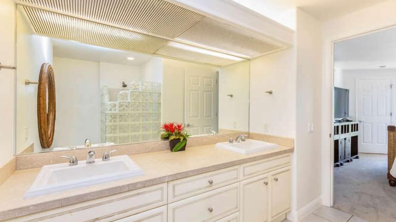Photo of Bathroom in Princeville