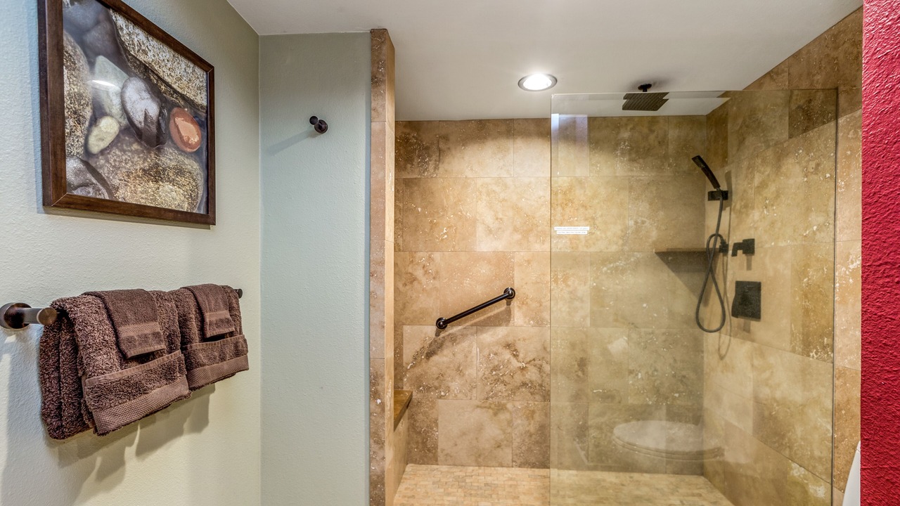Photo of Bathroom in Kapaa