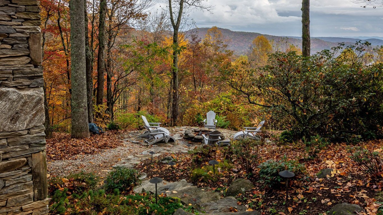 Photo of Others in Spruce Pine