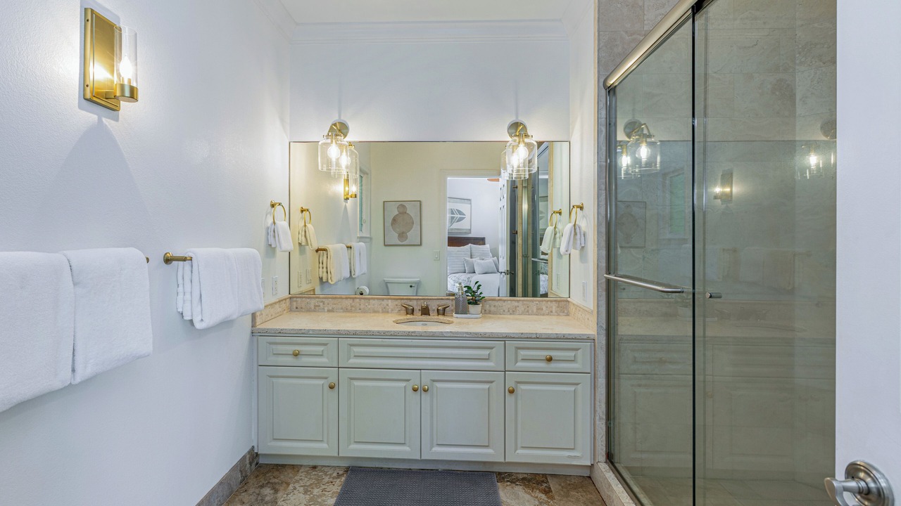 Photo of Bathroom in Princeville
