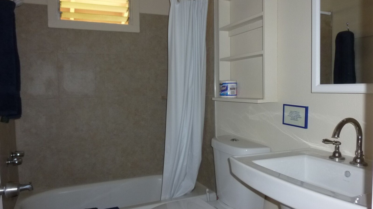 Photo of Bathroom in Kekaha