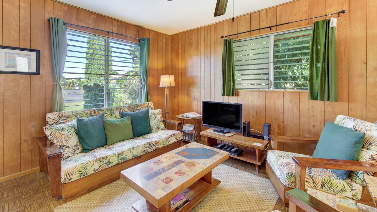 Photo of Livingroom in Hanalei
