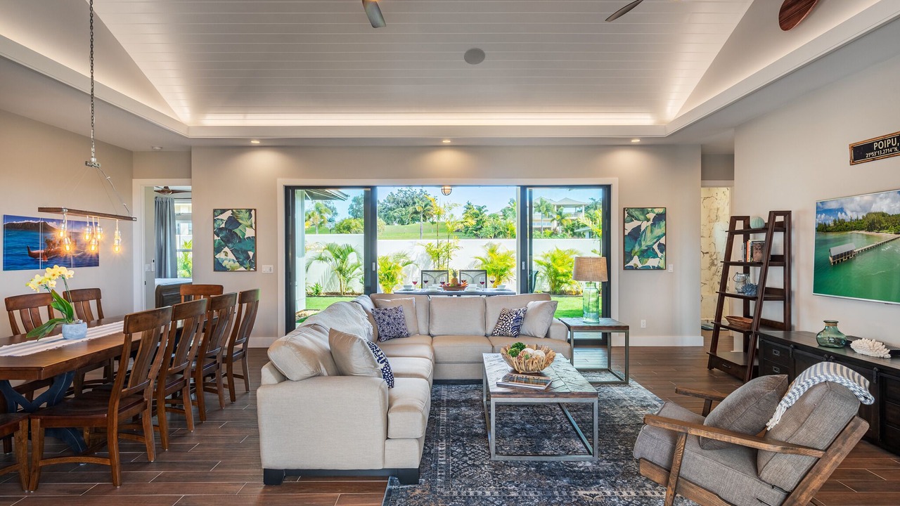 Photo of Livingroom in Poipu