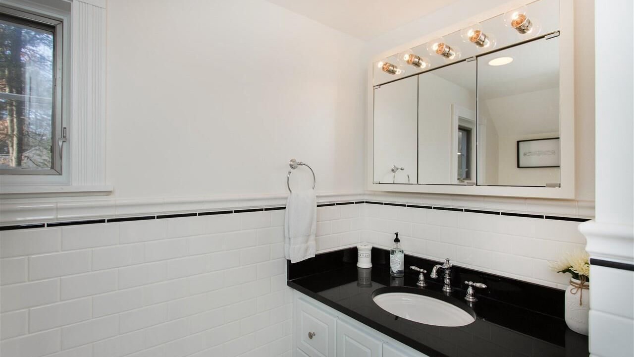 Photo of Bathroom in Saratoga Springs