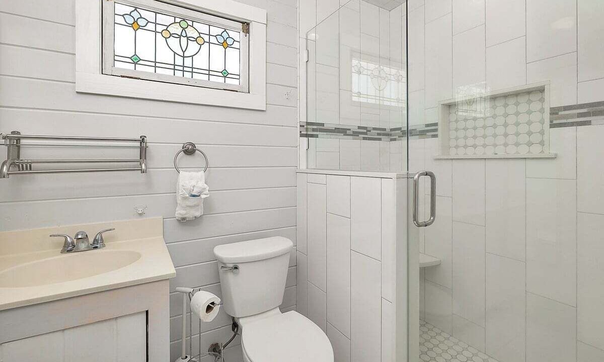 Photo of Bathroom in Saint Simons Island