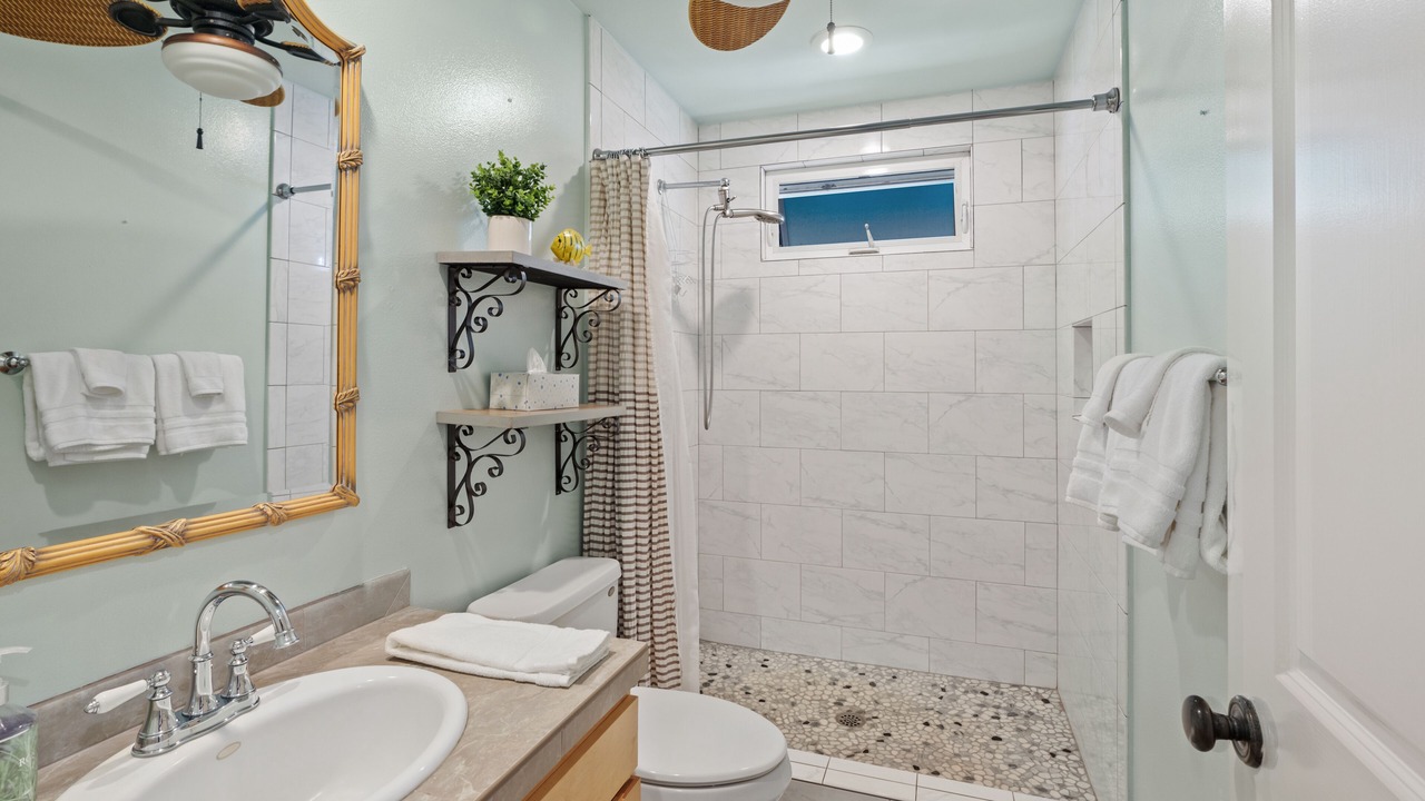 Photo of Bathroom in Kekaha