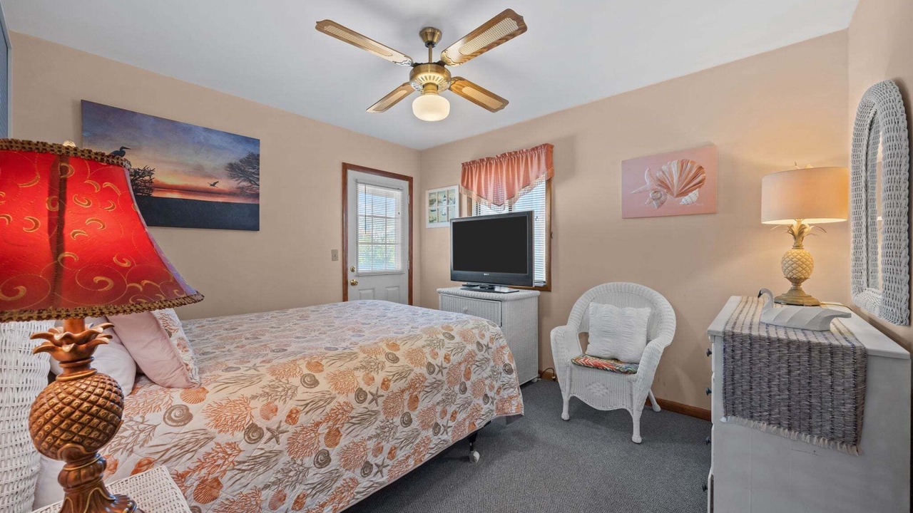 Photo of Bedroom in Carolina Dunes