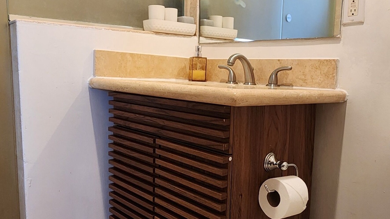 Photo of Bathroom in South Pointe