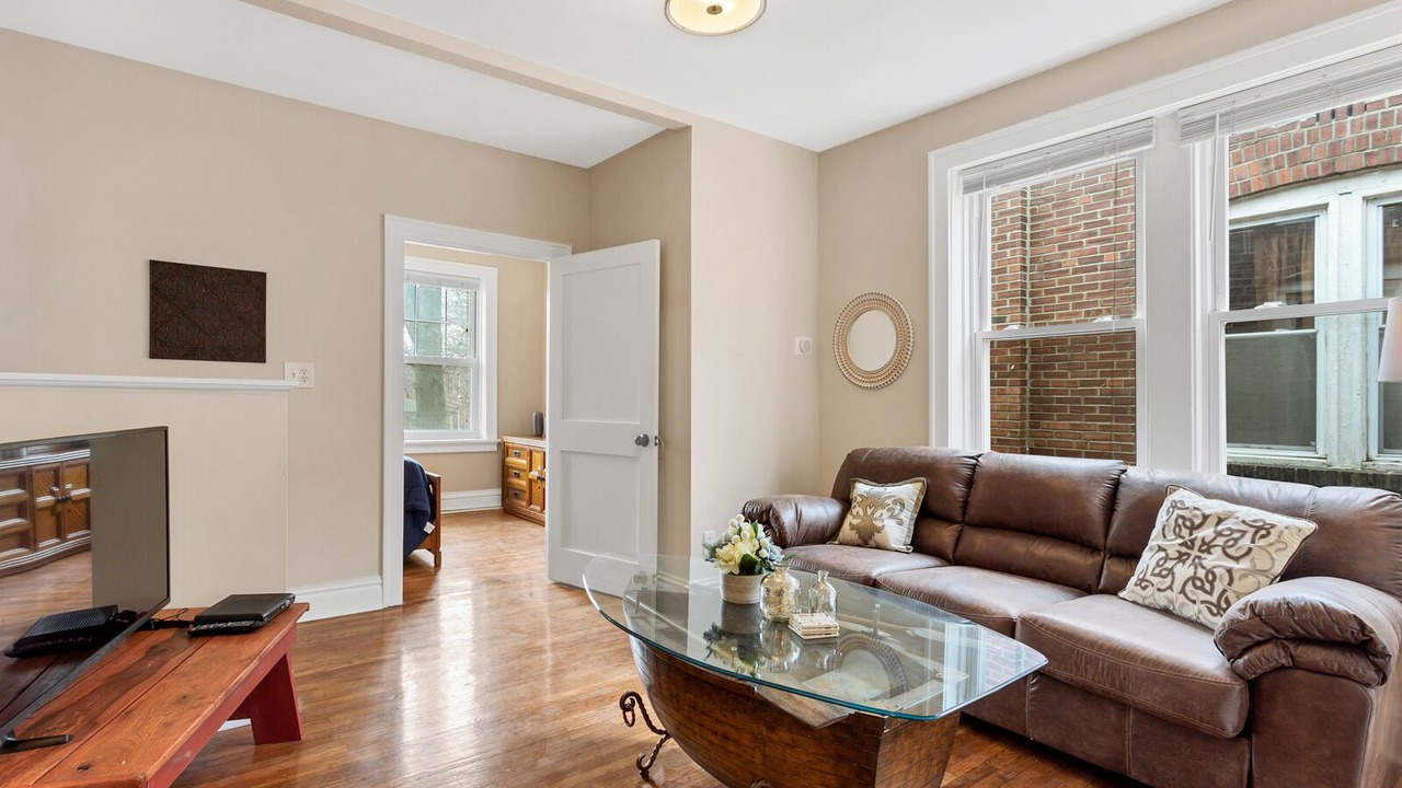 Photo of Bedroom in Southwest Garden