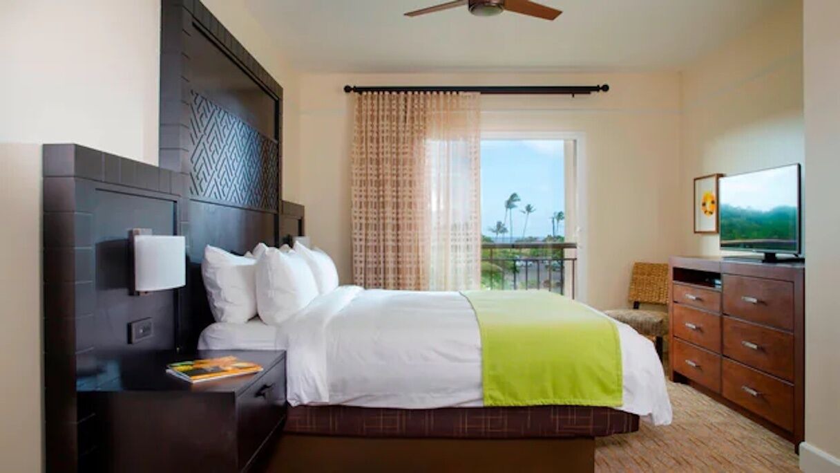 Photo of Bedroom in Poipu