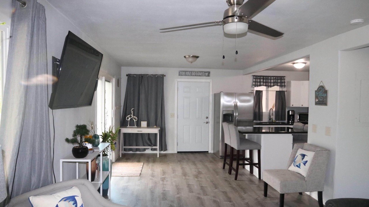 Photo of Bedroom in Keaau