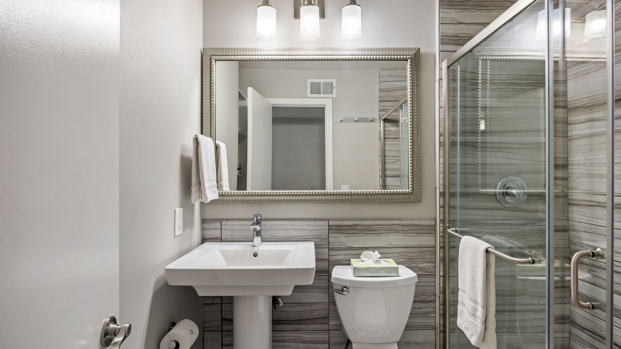 Photo of Bathroom in Brookwood