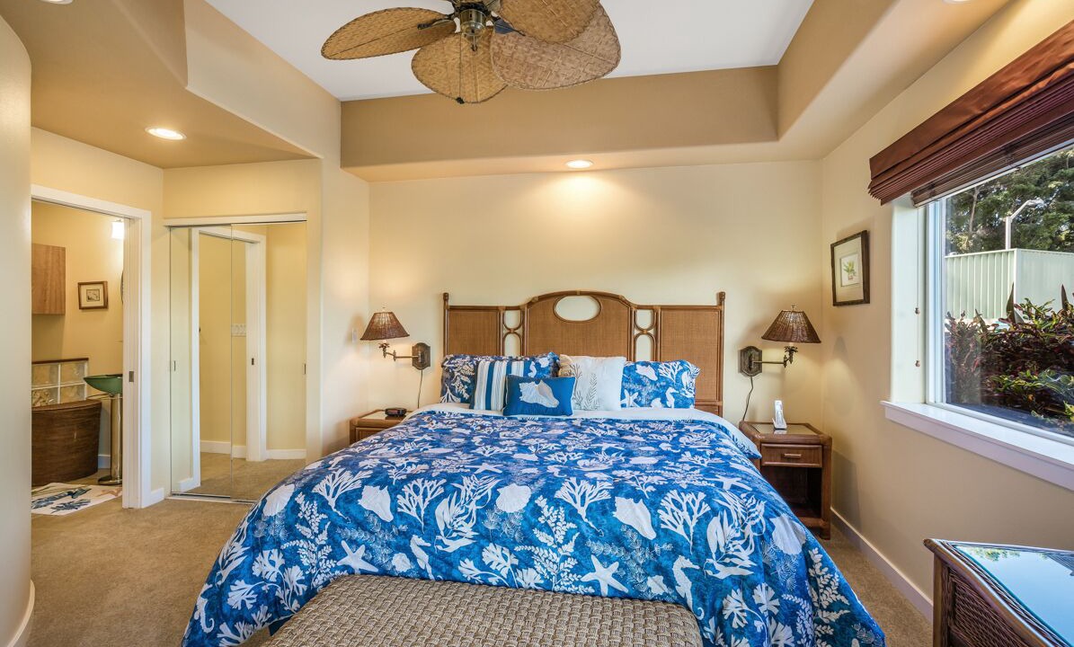 Photo of Bedroom in Kahaluu Bay