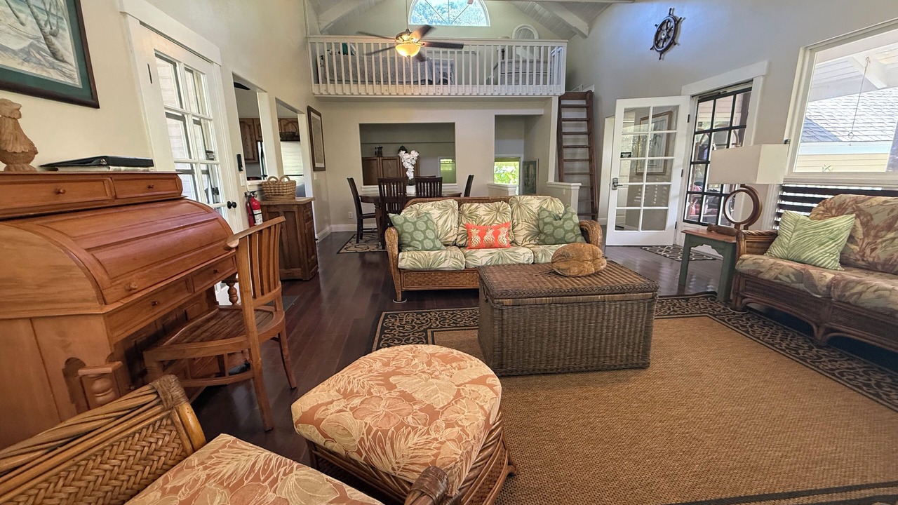 Photo of Livingroom in Kilauea
