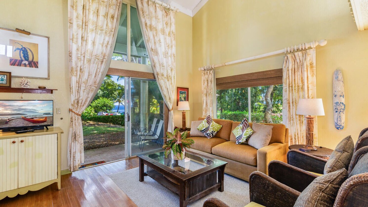 Photo of Livingroom in Princeville