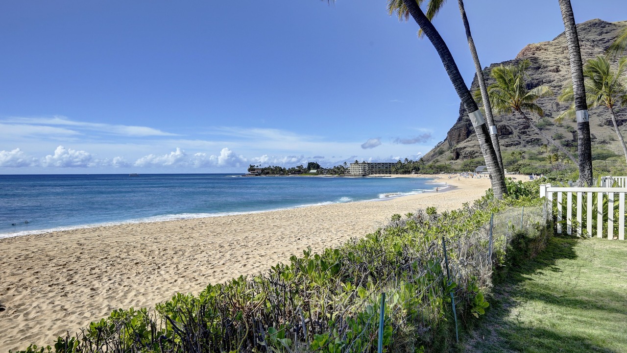Photo of Others in Makaha