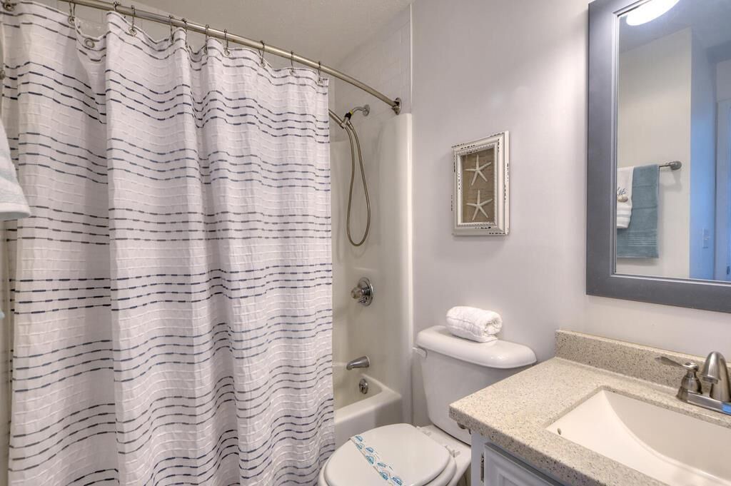 Photo of Bathroom in Long Beach