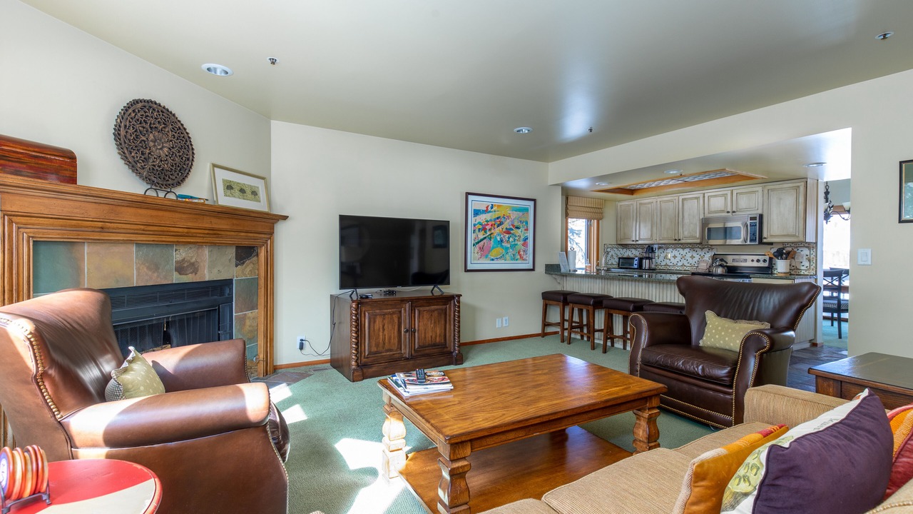 Photo of Livingroom in Deer Valley