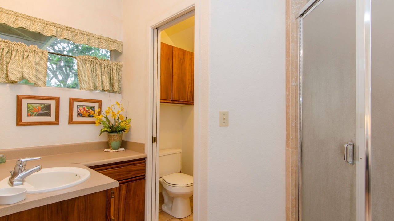 Photo of Bathroom in Poipu