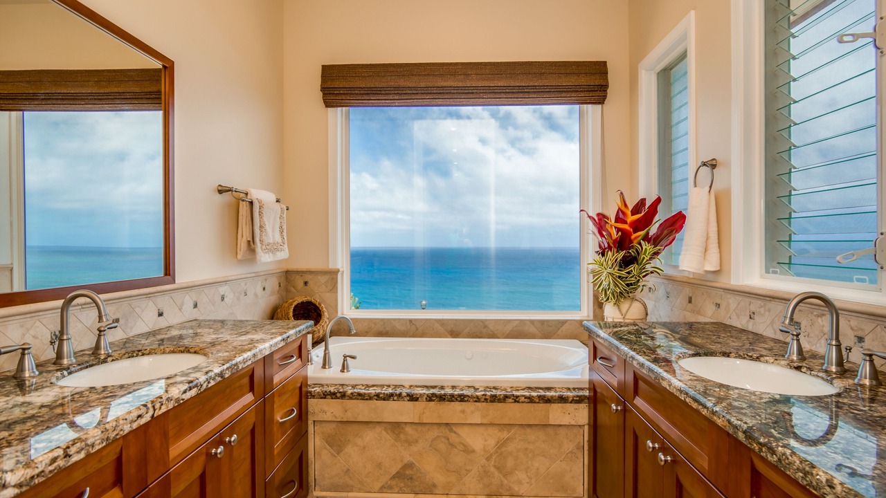 Photo of Bathroom in Princeville