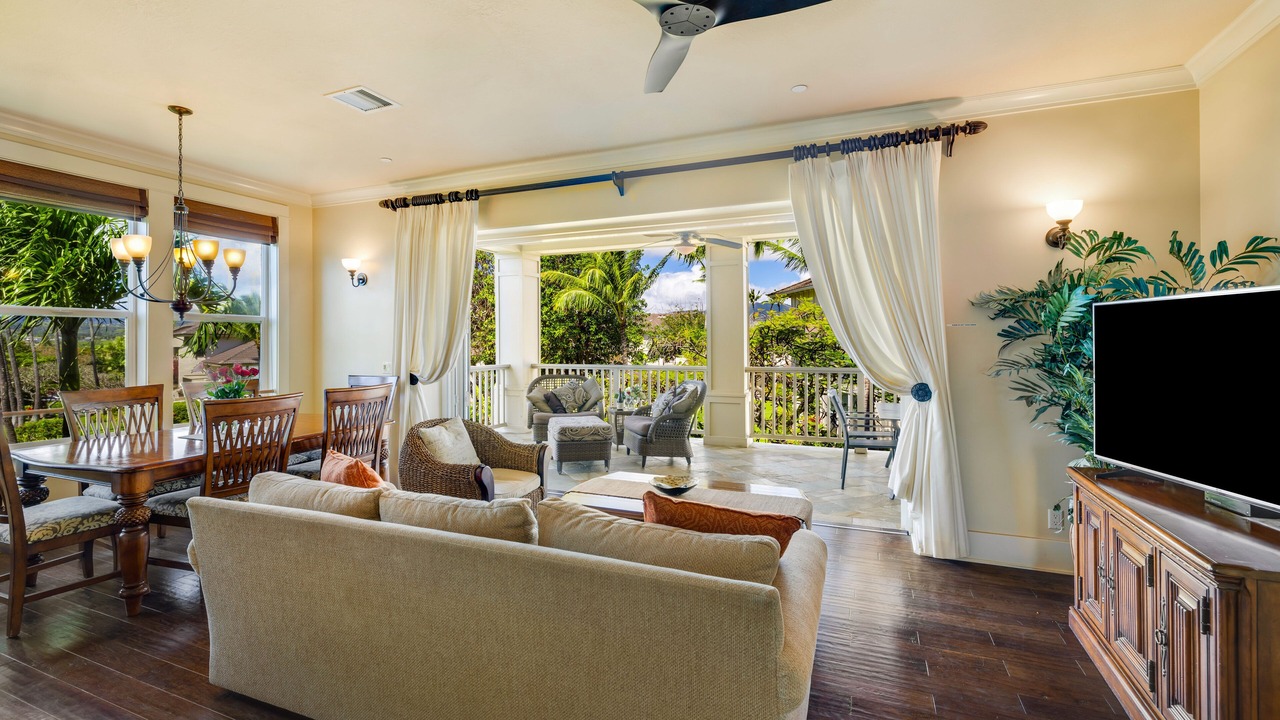 Photo of Bedroom in Poipu