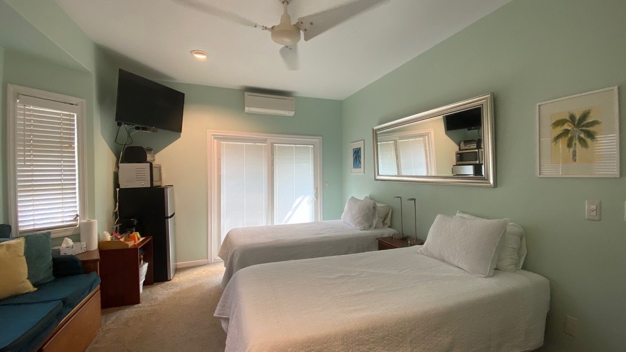 Photo of Bedroom in Poipu