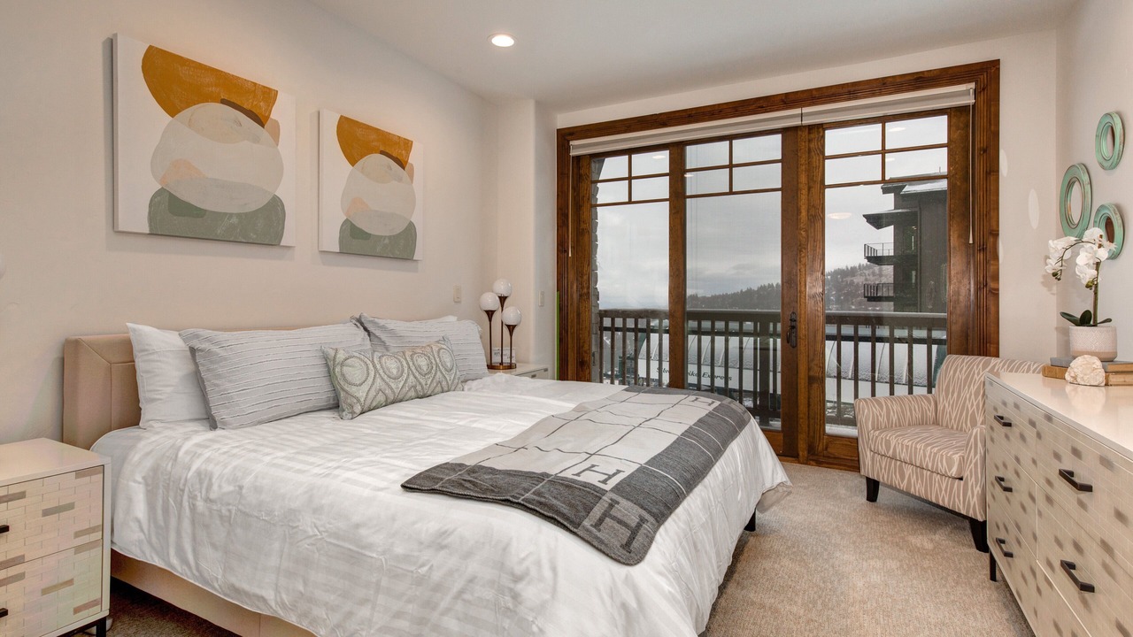 Photo of Patio Balcony in Empire Pass