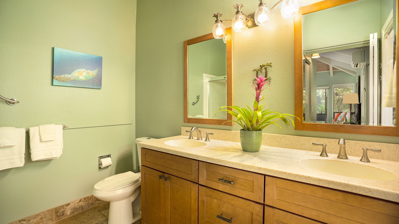 Photo of Bathroom in Poipu