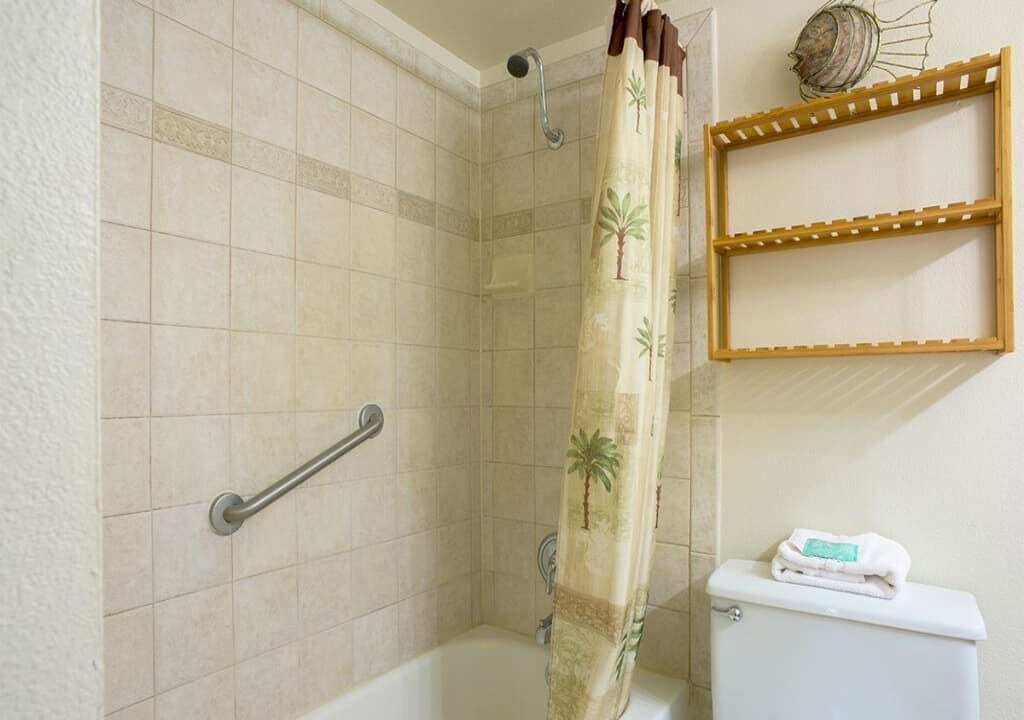 Photo of Bathroom in Kihei