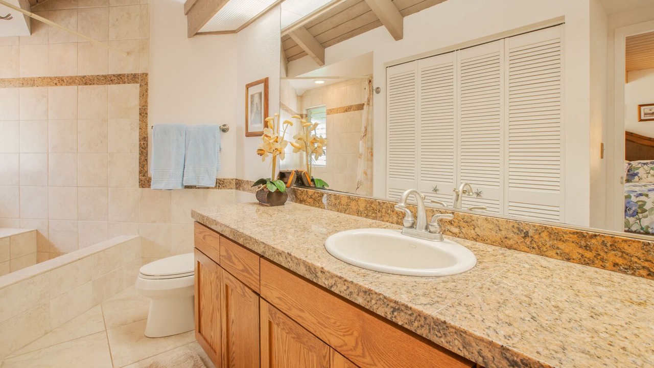 Photo of Bathroom in Princeville