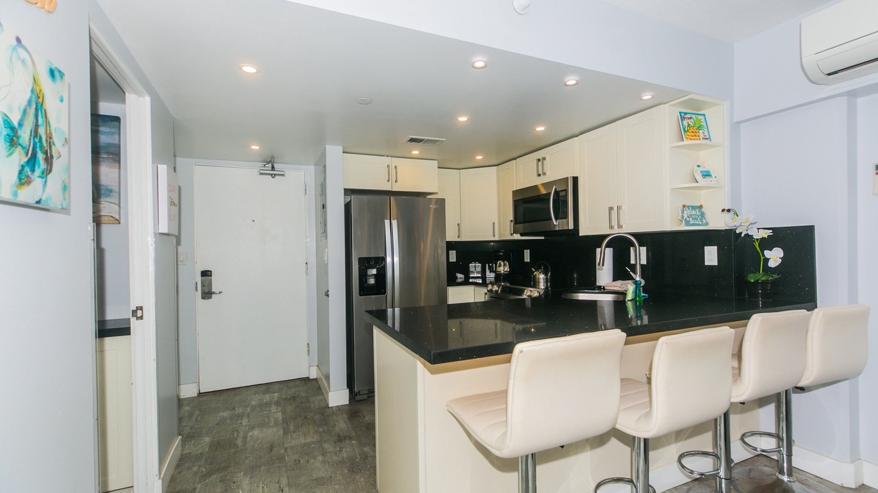 Photo of Kitchen in Waikiki