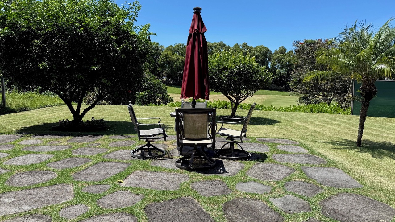 Photo of Outdoor in Queen Emmas Bluffs