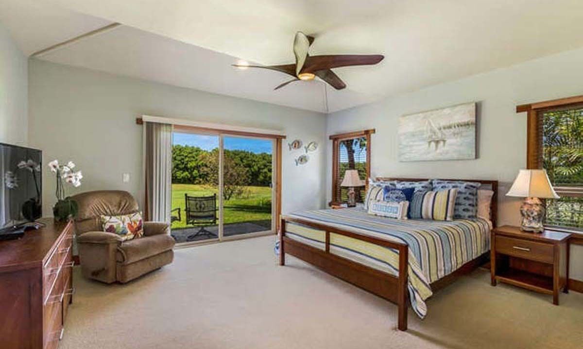 Photo of Bedroom in Queen Emmas Bluffs