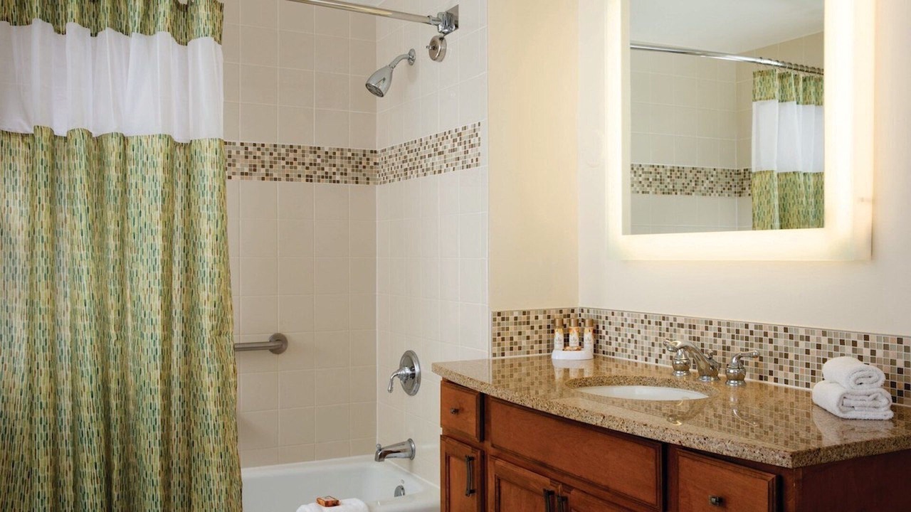 Photo of Bathroom in Poipu