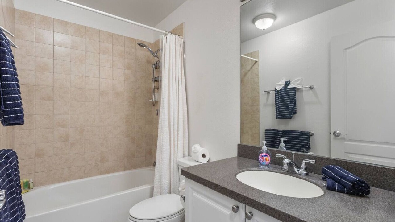 Photo of Bathroom in Kapolei