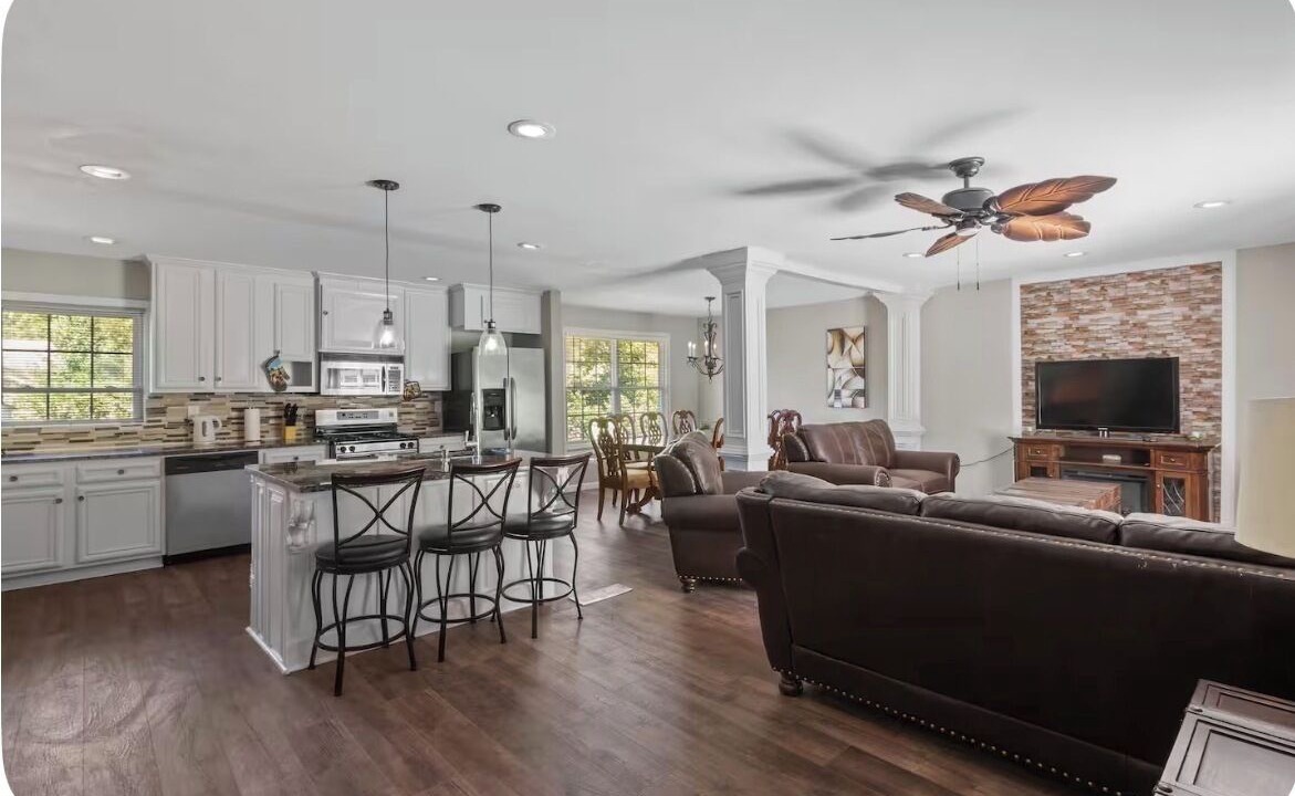 Photo of Livingroom in Decatur