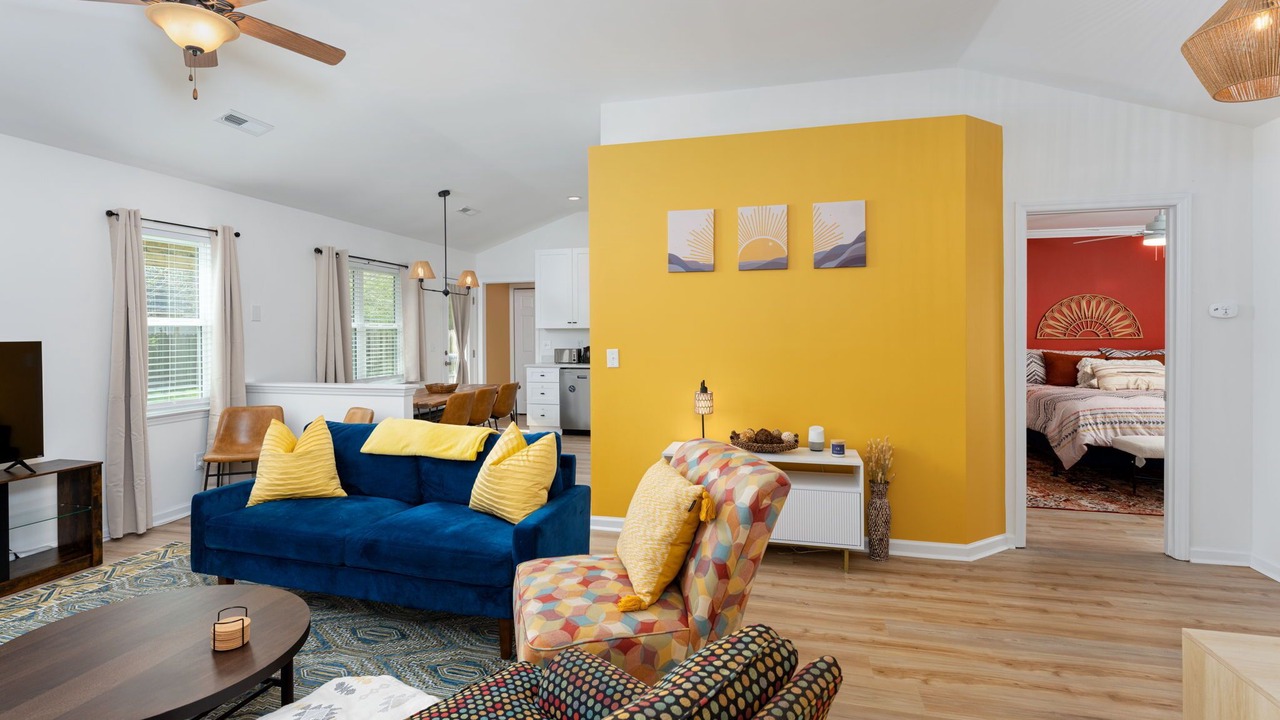 Photo of Livingroom in Murraysville