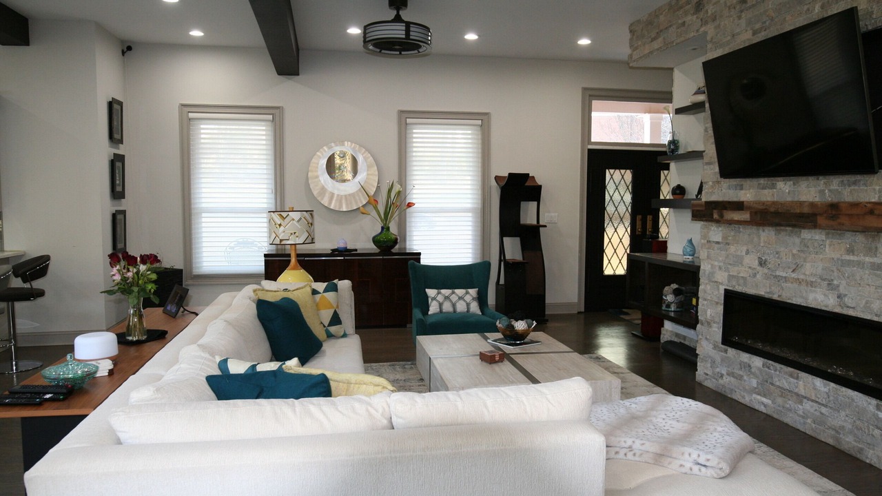 Photo of Livingroom in Lawrenceville