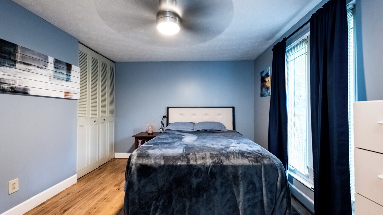 Photo of Bedroom in Roswell