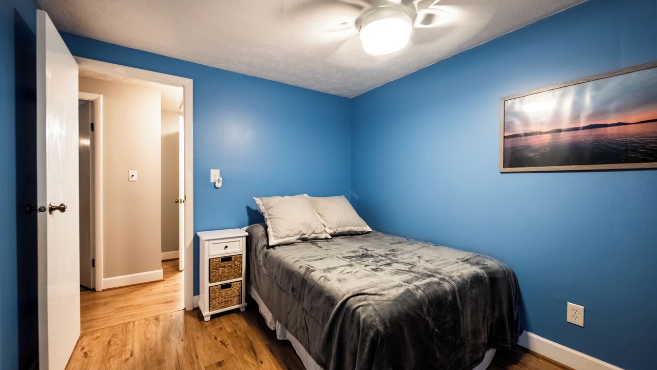 Photo of Bedroom in Roswell