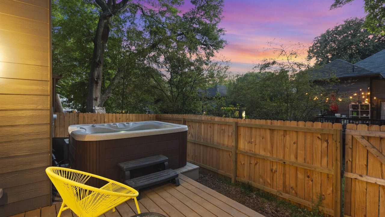 Photo of Patio Balcony in East Side