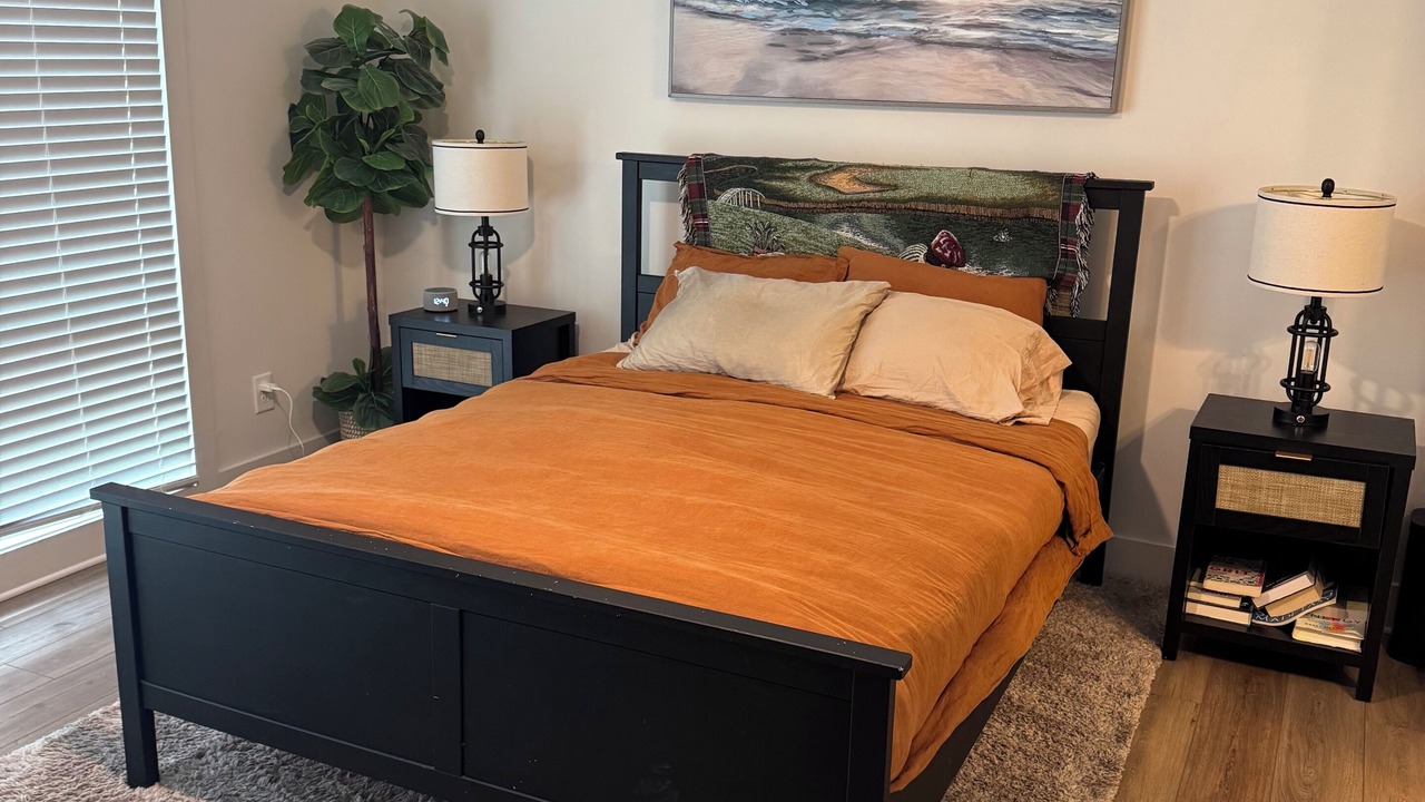 Photo of Bedroom in Westside
