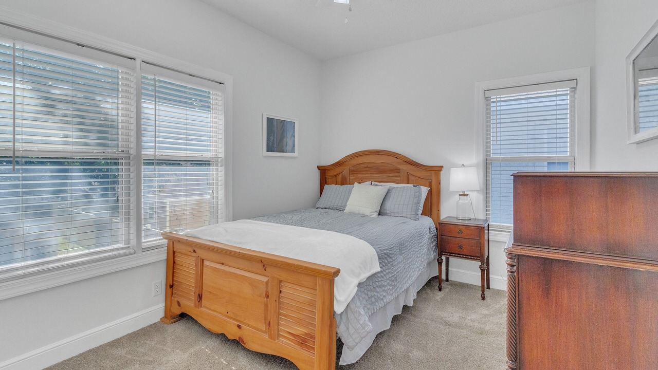 Photo of Bedroom in Saint Simons Island
