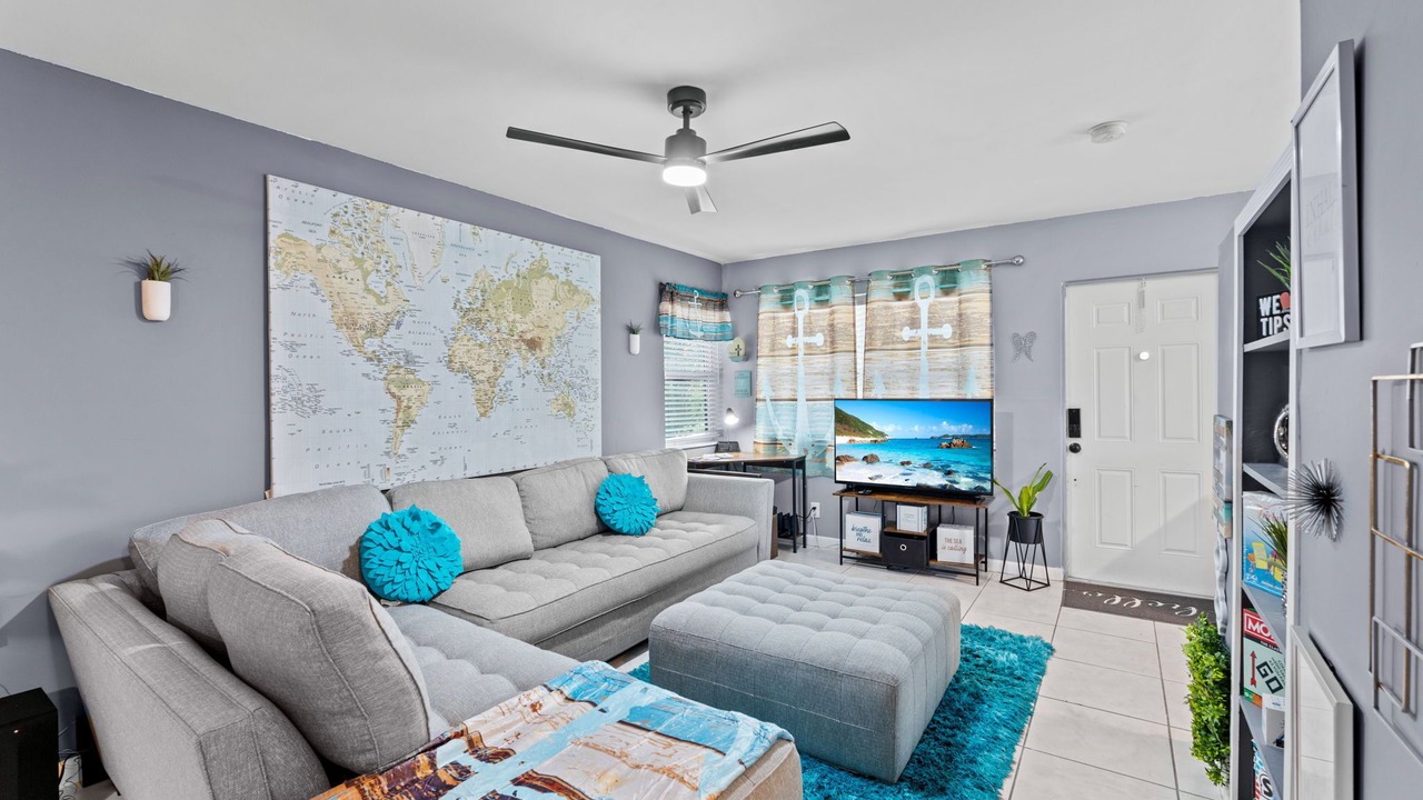 Photo of Livingroom in Riviera Beach