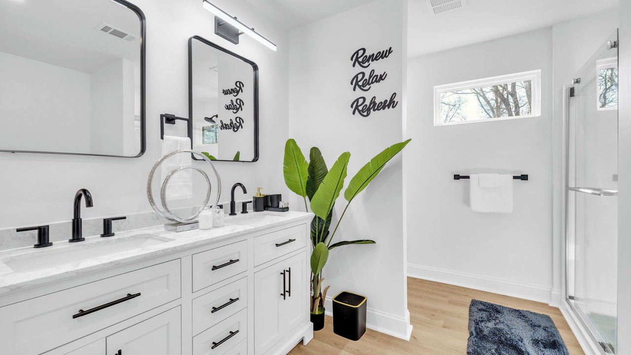 Photo of Bathroom in East Point