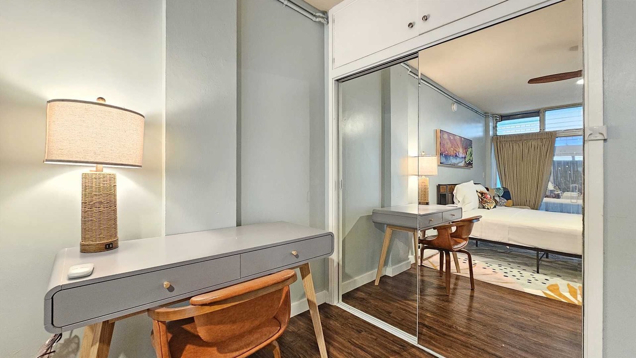 Photo of Bedroom in Waikiki