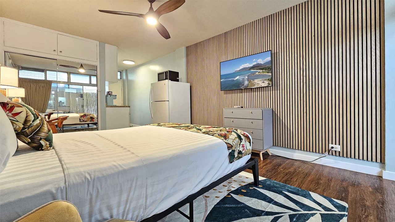 Photo of Bedroom in Waikiki